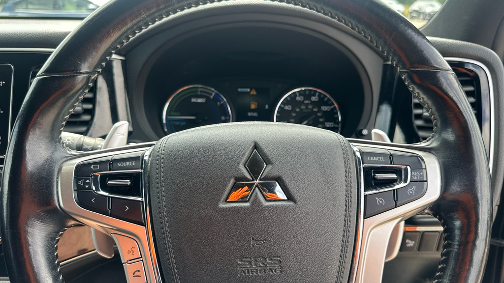 Mitsubishi Outlander H Twinmotor Juro Grey #18
