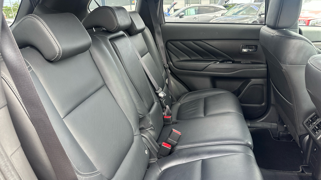 Mitsubishi Outlander H Twinmotor Juro Grey #15
