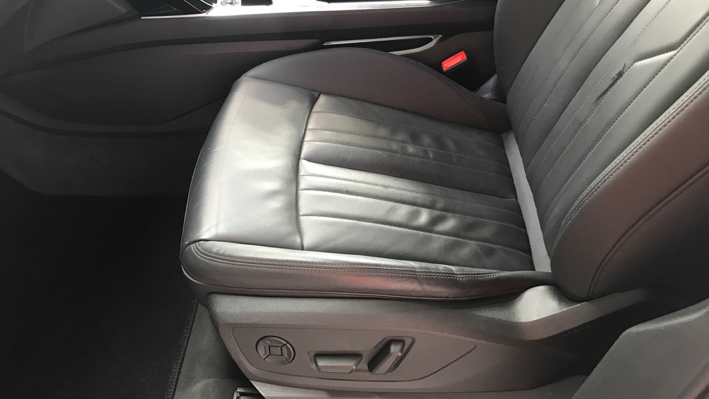 Audi E-tron 300Kw 55 Quattro 95Kwh S Line Grey #25