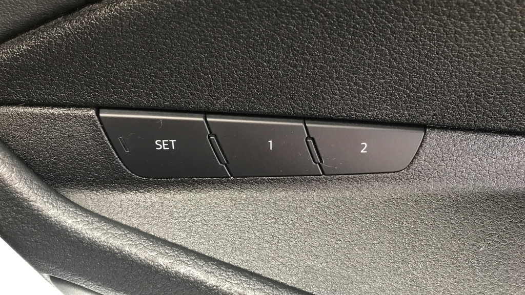 Audi E-tron 300Kw 55 Quattro 95Kwh S Line Grey #29
