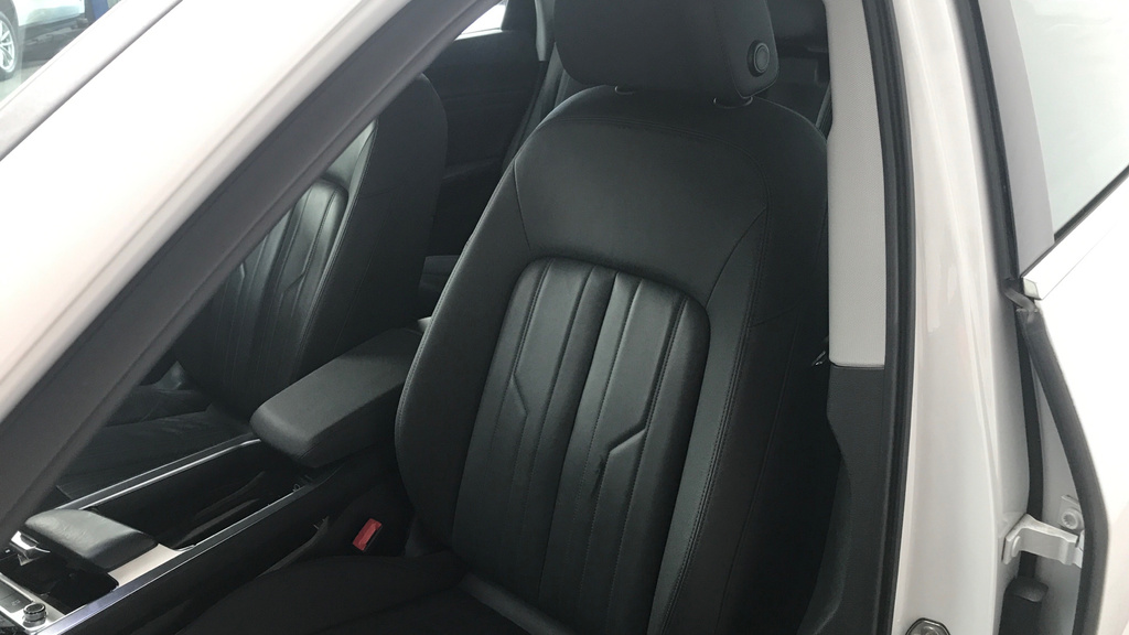 Audi E-tron 300Kw 55 Quattro 95Kwh S Line Grey #26