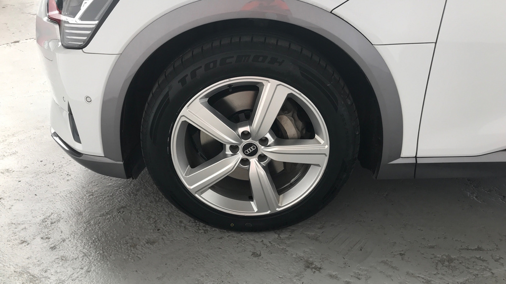 Audi E-tron 300Kw 55 Quattro 95Kwh S Line Grey #12