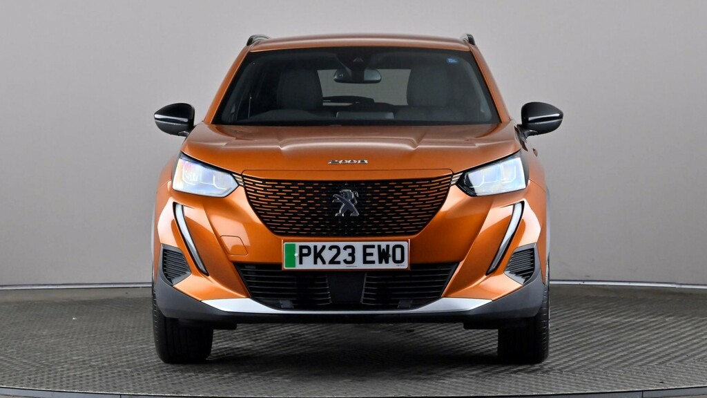 Peugeot e-2008 100Kw Allure Premium 50Kwh Orange #2
