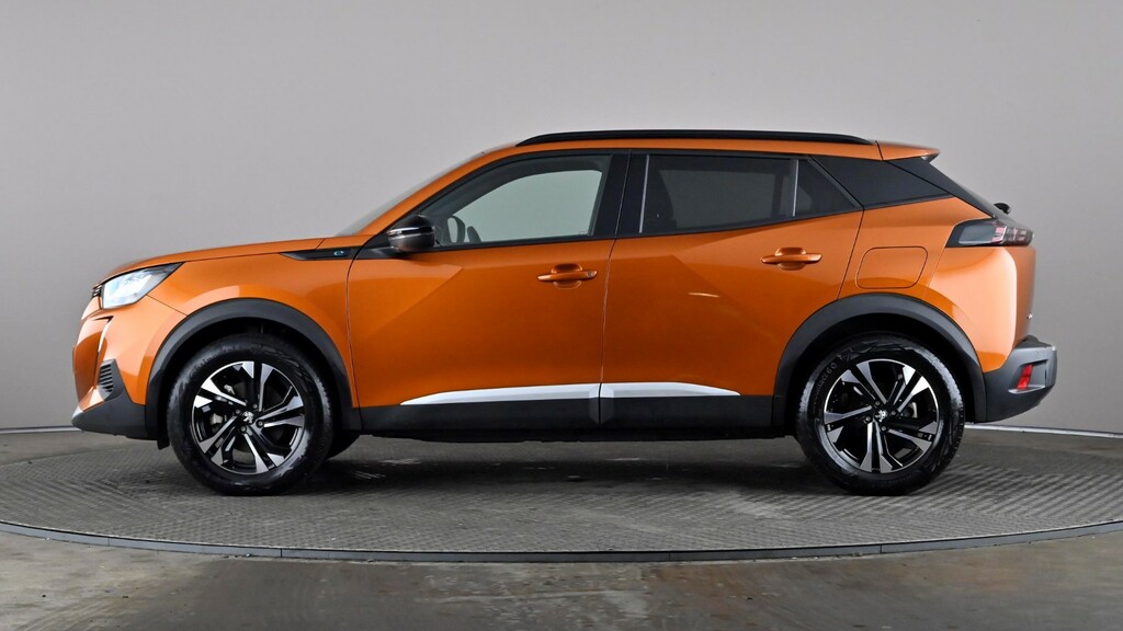 Peugeot e-2008 100Kw Allure Premium 50Kwh Orange #3