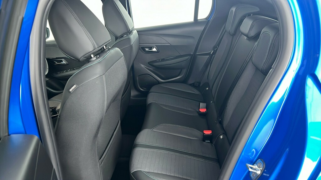 Peugeot 208 Gt Black #18