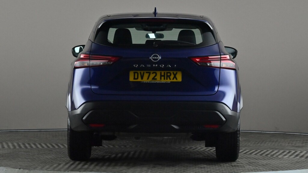 Nissan Qashqai Hatchback Red #5
