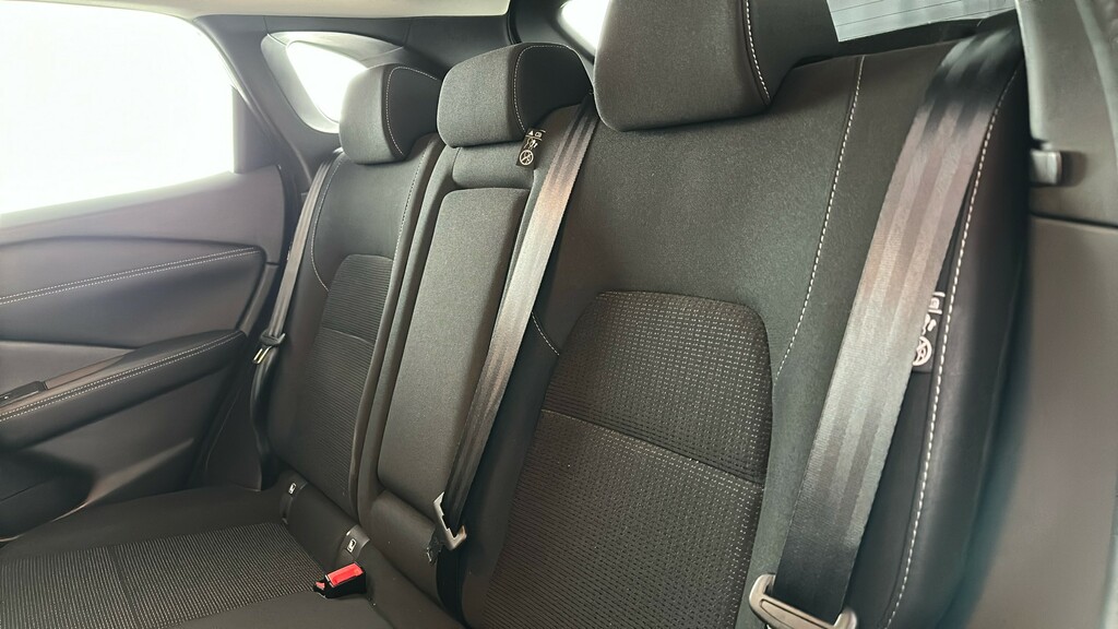 Nissan Qashqai Hatchback Red #19