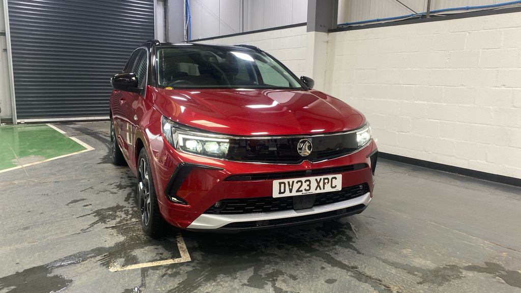 Vauxhall Grandland 1.2 Turbo Elite Red #2