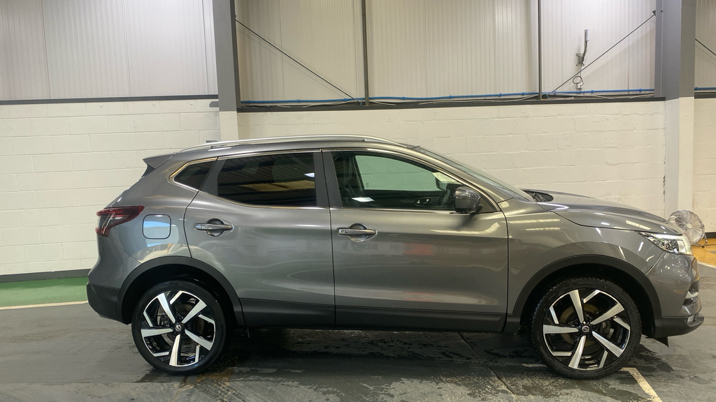 Nissan Qashqai Dig-t Tekna Plus #3