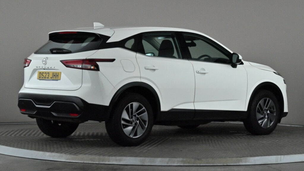 Nissan Qashqai 1.3 Dig-t Mh Acenta Premium DS23JHH White #6