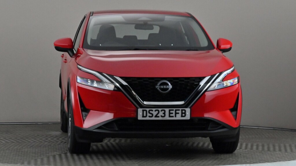 Nissan Qashqai 1.3 Dig-t Mh Acenta Premium DS23EFB Red #2
