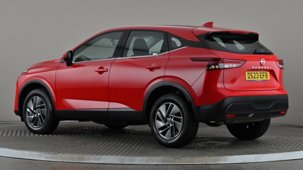 Nissan Qashqai 1.3 Dig-t Mh Acenta Premium DS23EFB Red #4