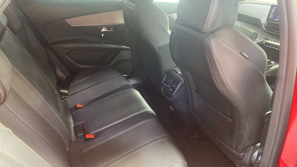 Peugeot 3008 1.2 Puretech Active Premium Eat8 Black #5