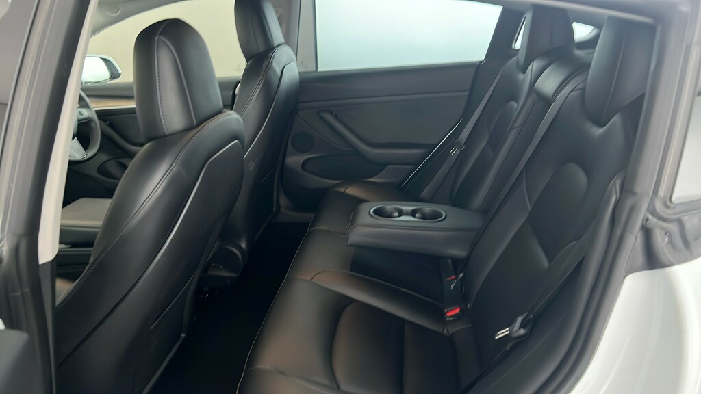 Tesla Model 3 Standard Range Plus Rwd Blue #18