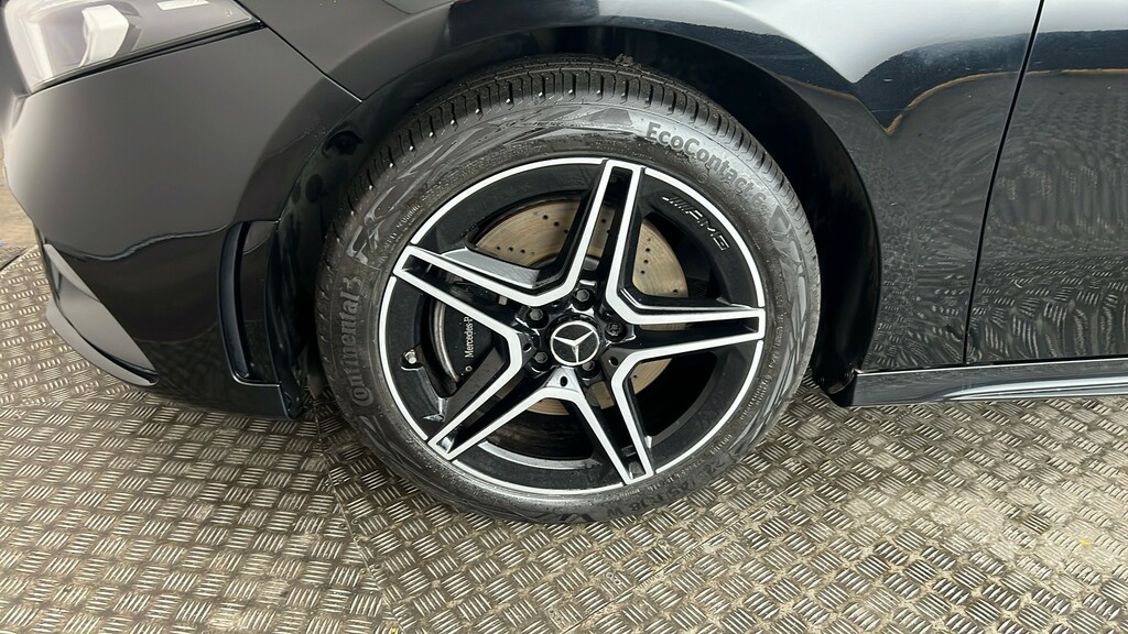 Mercedes-Benz A Class A250e Amg Line 2021 Silver #19