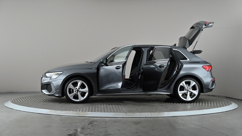 Audi A3 Audi Saloon Black Edition 35 Tfsi 150 Ps S Tronic Black #9