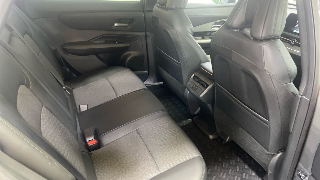 Nissan Ariya 160Kw Advance 63Kwh 22Kwch Grey #5