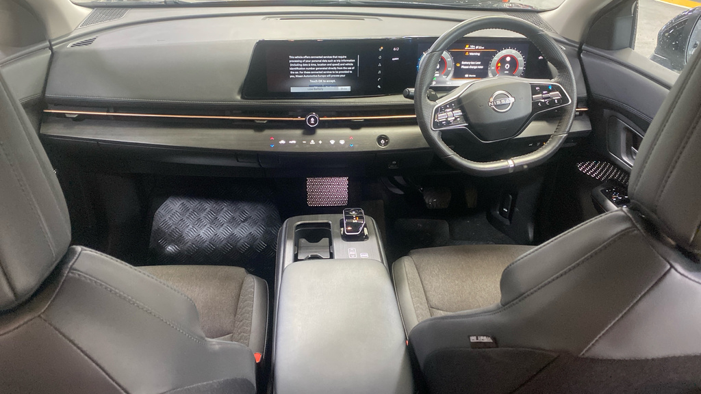 Nissan Ariya 160Kw Advance 63Kwh 22Kwch Grey #6
