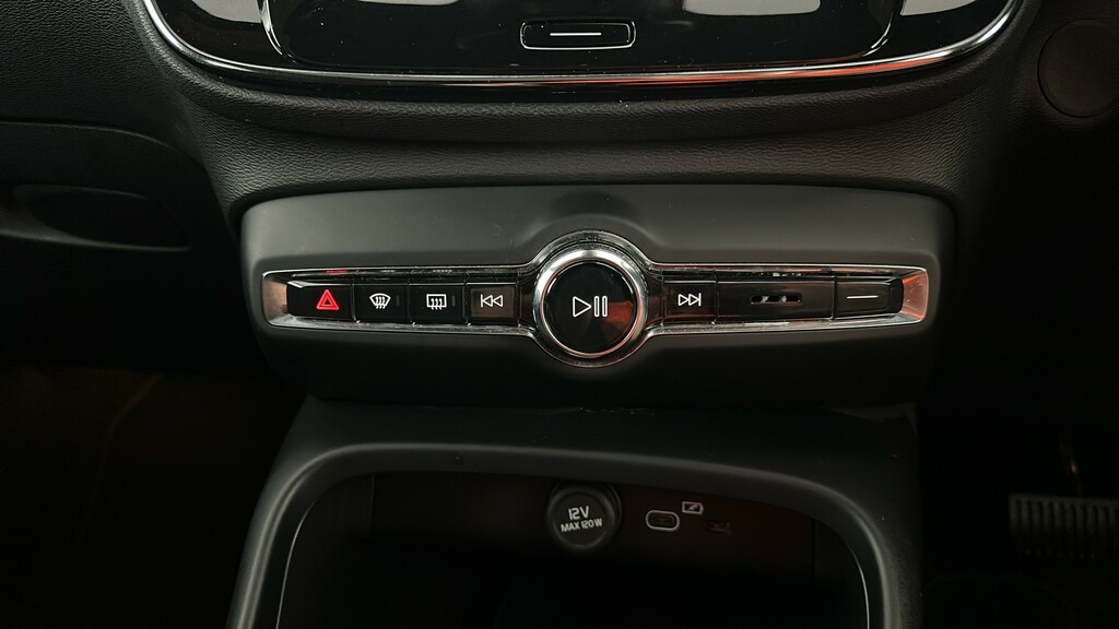 Volvo C40 170Kw Recharge Core 69Kwh Black #28