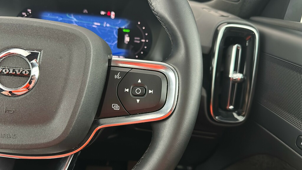 Volvo C40 170Kw Recharge Core 69Kwh Black #31