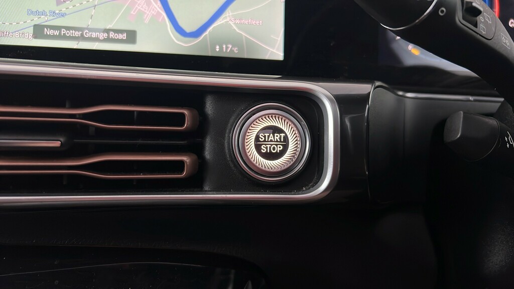 Mercedes-Benz EQC Suv Black #27