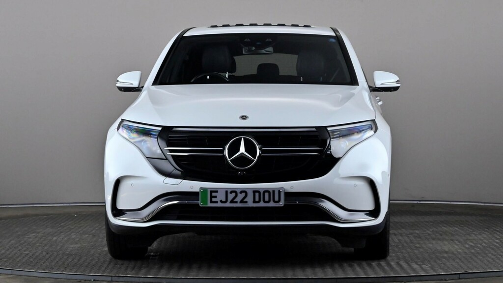 Mercedes-Benz EQC Eqc 400 300Kw Amg Line Premium Plus 80Kwh White #2