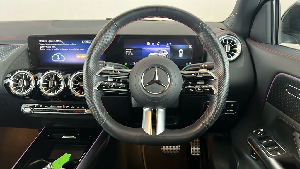 Mercedes-Benz EQA Eqa 350 4M 215Kw Amg Line Premium 66.5Kwh Black #14