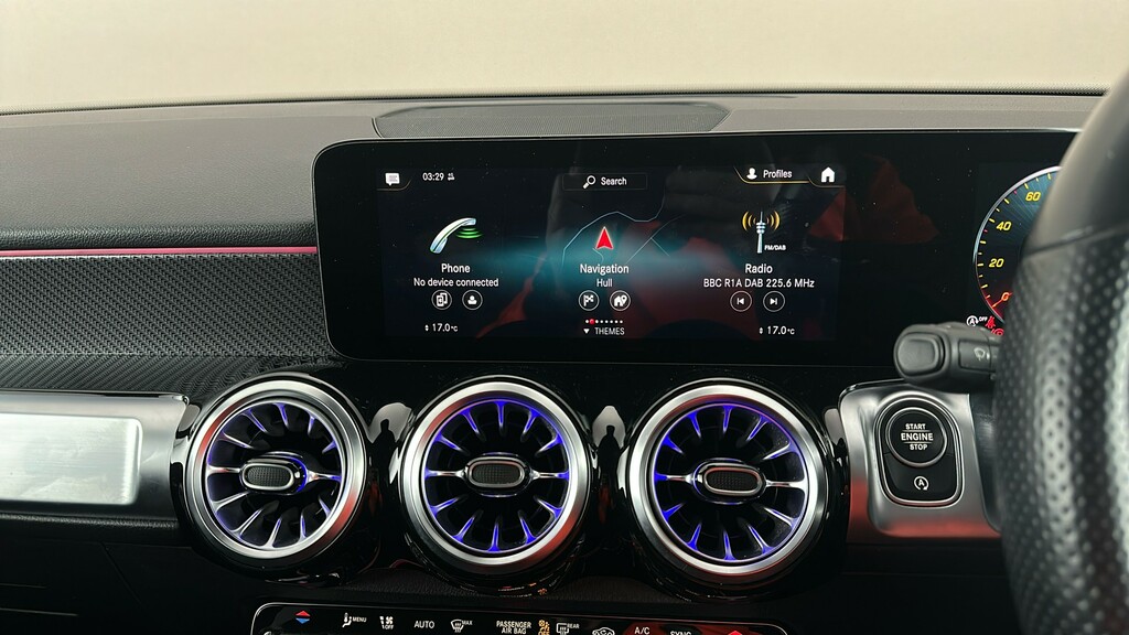 Mercedes-Benz GLB Class 200 Amg Line Premium Plus 7G-tronic Red #16