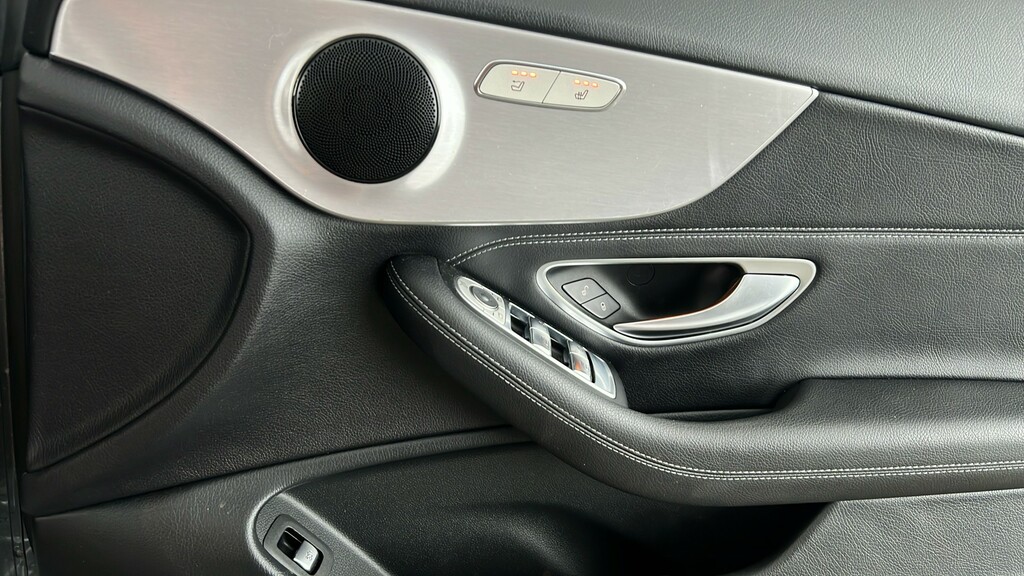 Mercedes-Benz C Class C220d Amg Line Edition 9G-tronic Blue #25