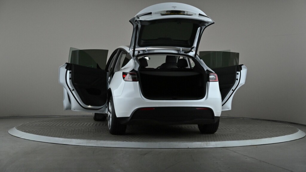 Tesla Model Y Suv Rwd 346 Ps White #11