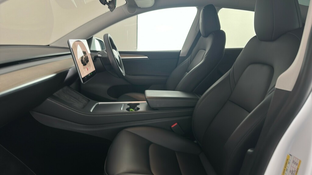 Tesla Model Y Suv Rwd 346 Ps White #17