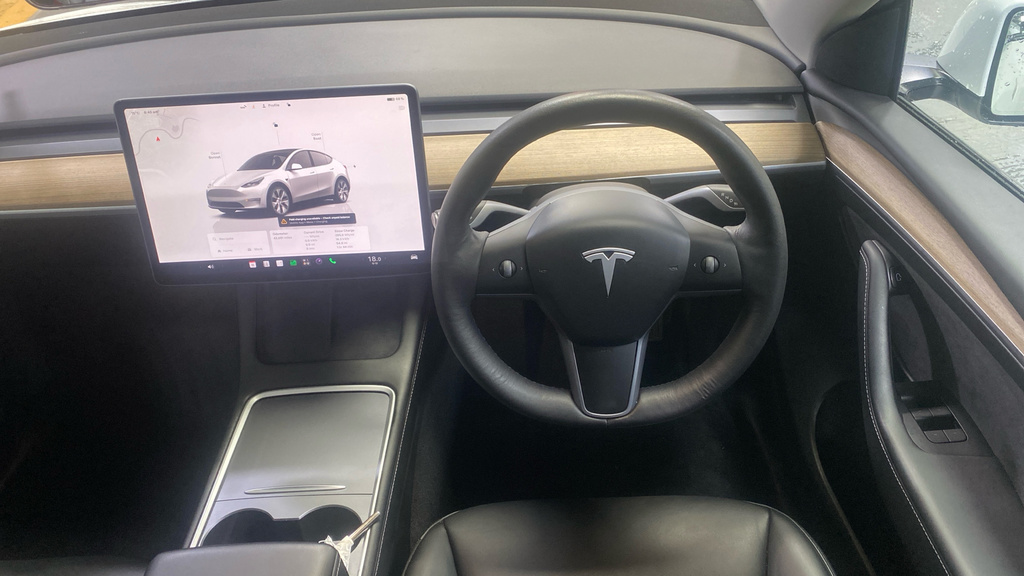 Tesla Model Y Long Range Awd White #5