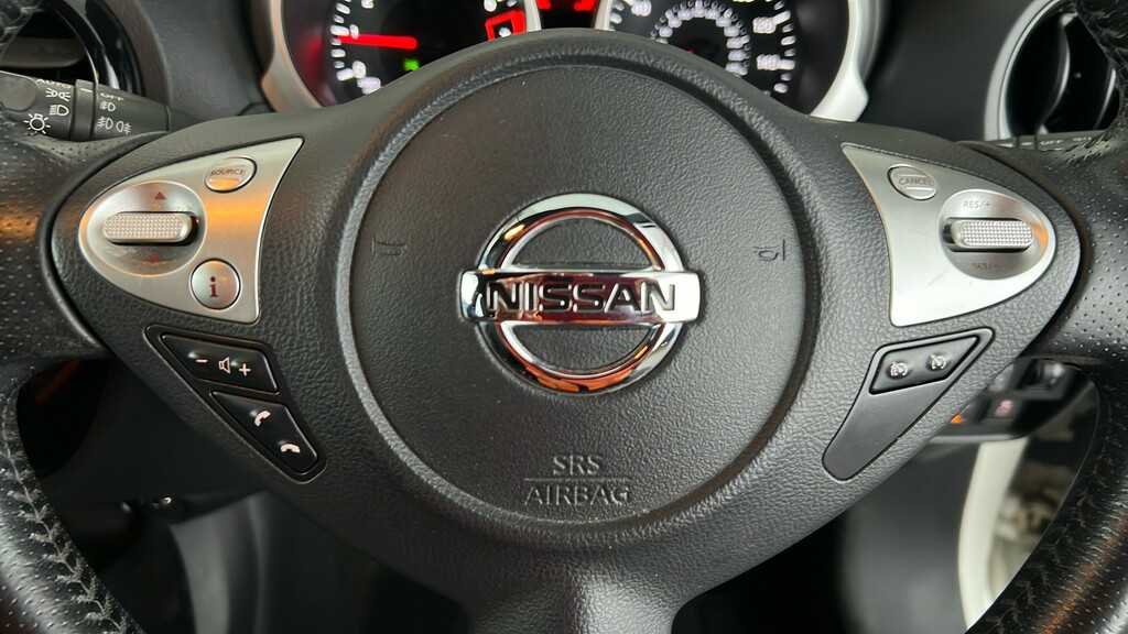 Nissan Juke Hatchback Grey #27