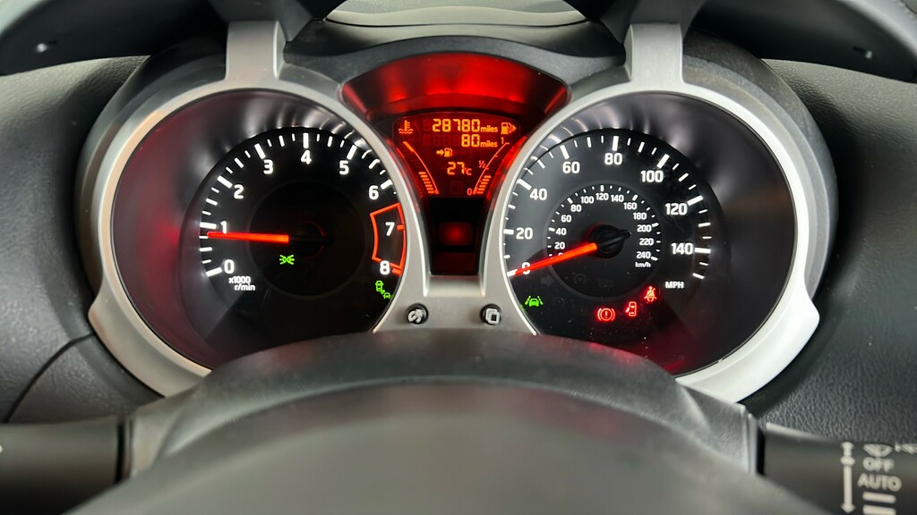 Nissan Juke Hatchback Grey #15