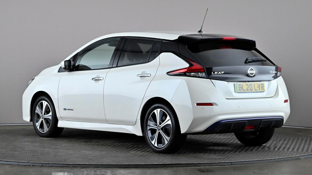 Nissan Leaf 110Kw Tekna 40Kwh White #4