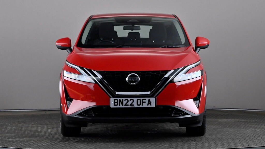 Nissan Qashqai 1.3 Dig-t Mh Acenta Premium Red #2