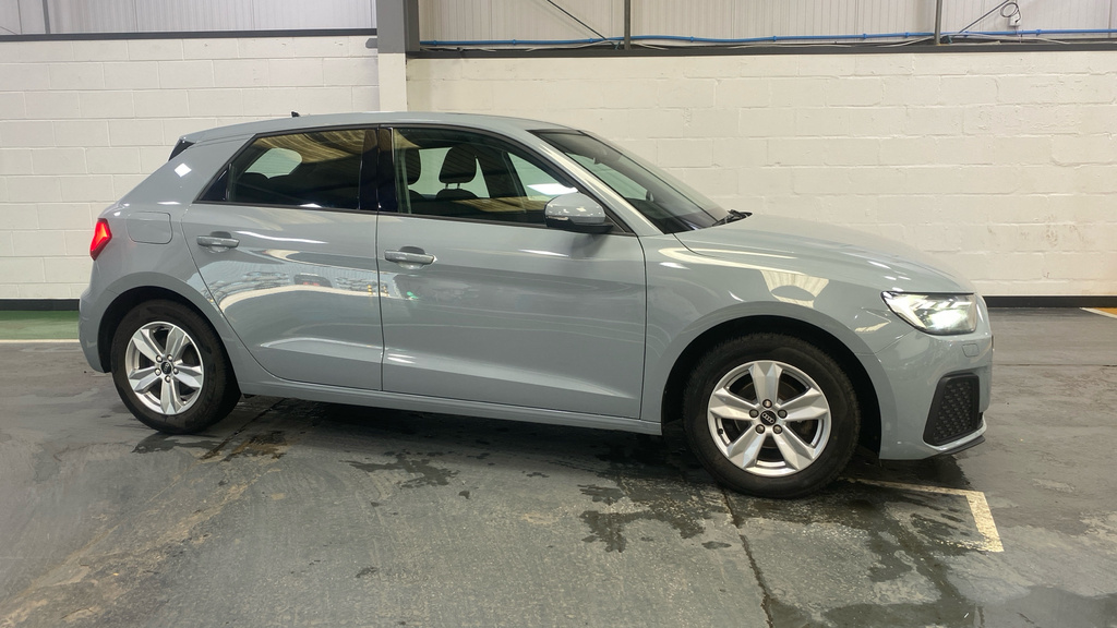 Audi A1 25 Tfsi Technik Grey #3