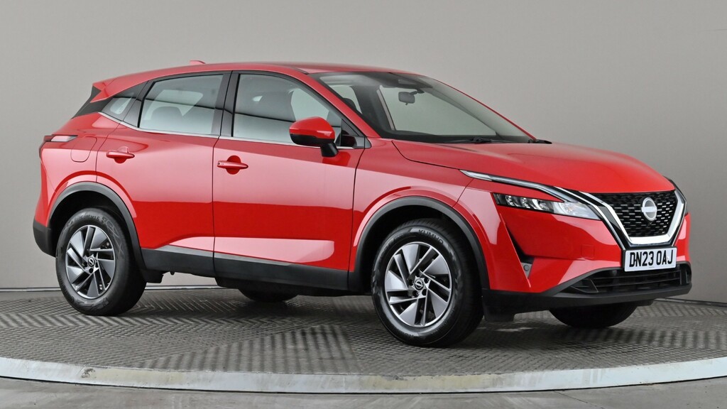 Nissan Qashqai 1.3 Dig-t Mh Acenta Premium Red