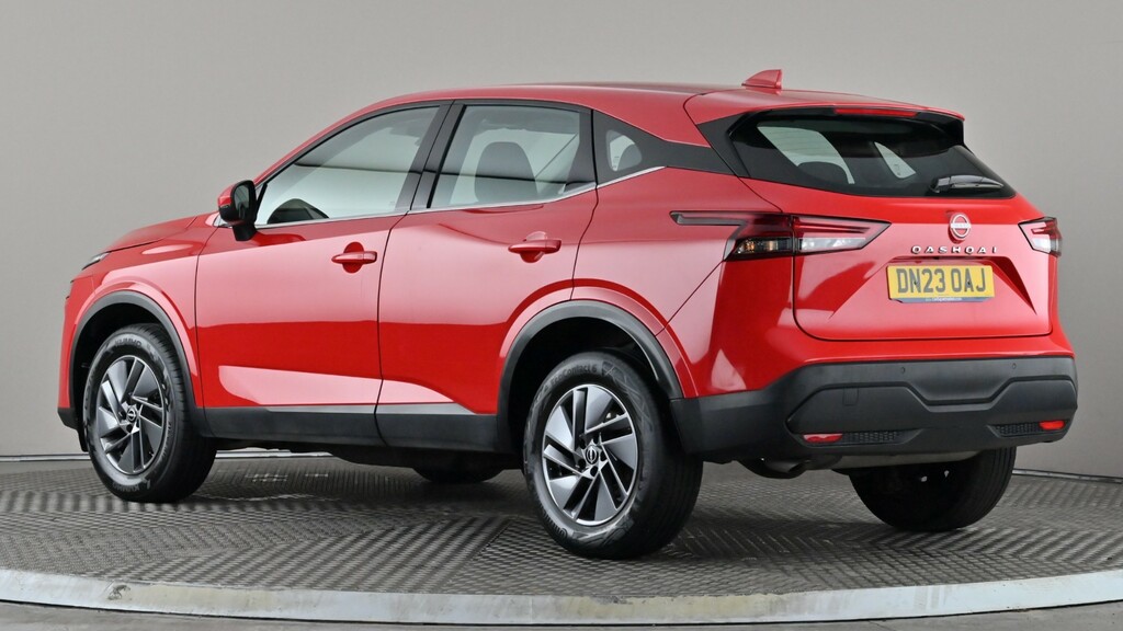 Nissan Qashqai 1.3 Dig-t Mh Acenta Premium DN23OAJ Red #4