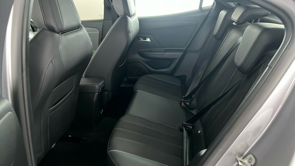 Vauxhall Mokka Hatchback Blue #18