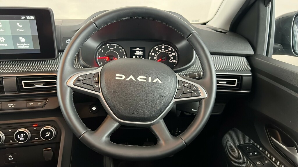 Dacia Jogger 1.6 Hev Extreme Green #14