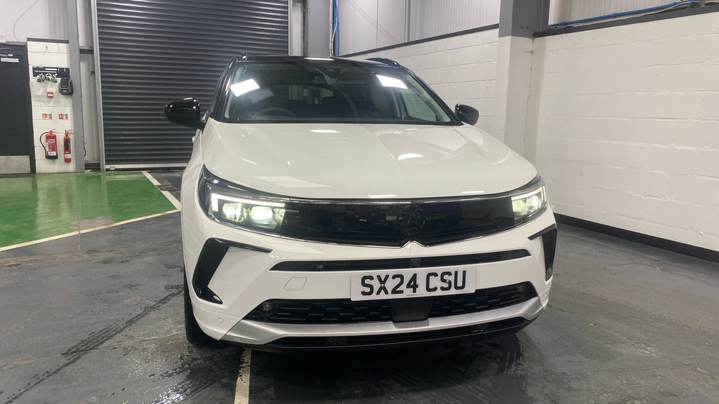 Vauxhall Grandland 1.2 Turbo Ultimate White #2
