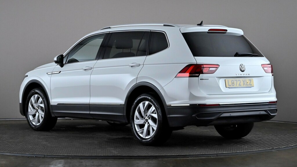 Volkswagen Tiguan Allspace 1.5 Tsi Life Dsg 7 Seats White #4