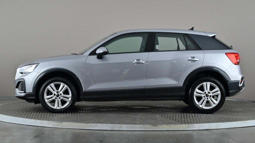 Audi Q2 35 Tfsi Sport S Tronic GL73UHX Silver #3