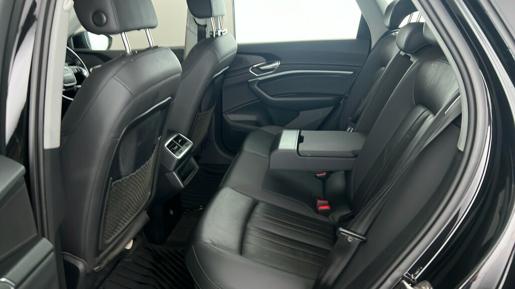 Audi E-tron 300Kw 55 Quattro 95Kwh Beige #18