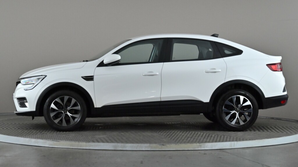 Renault Arkana 1.3 Mild Hybrid 140 Evolution Edc White #3