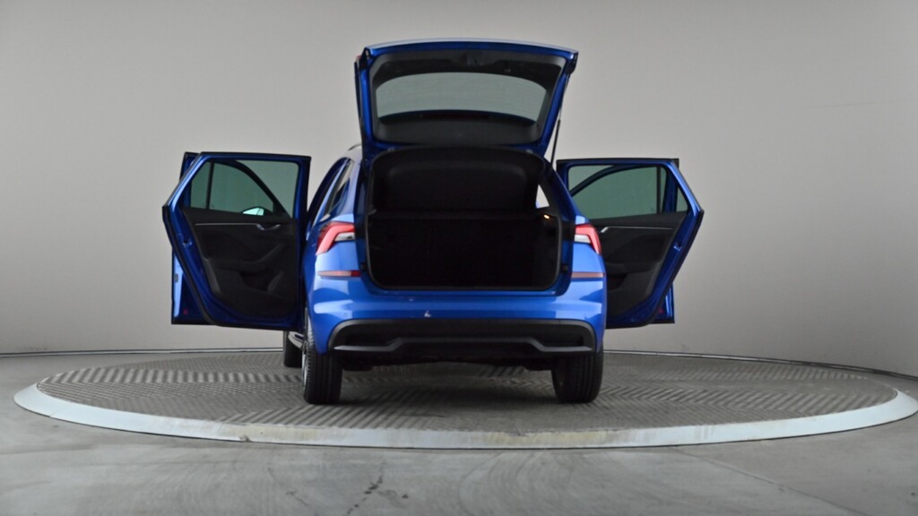 Skoda Kamiq Suv Blue #11