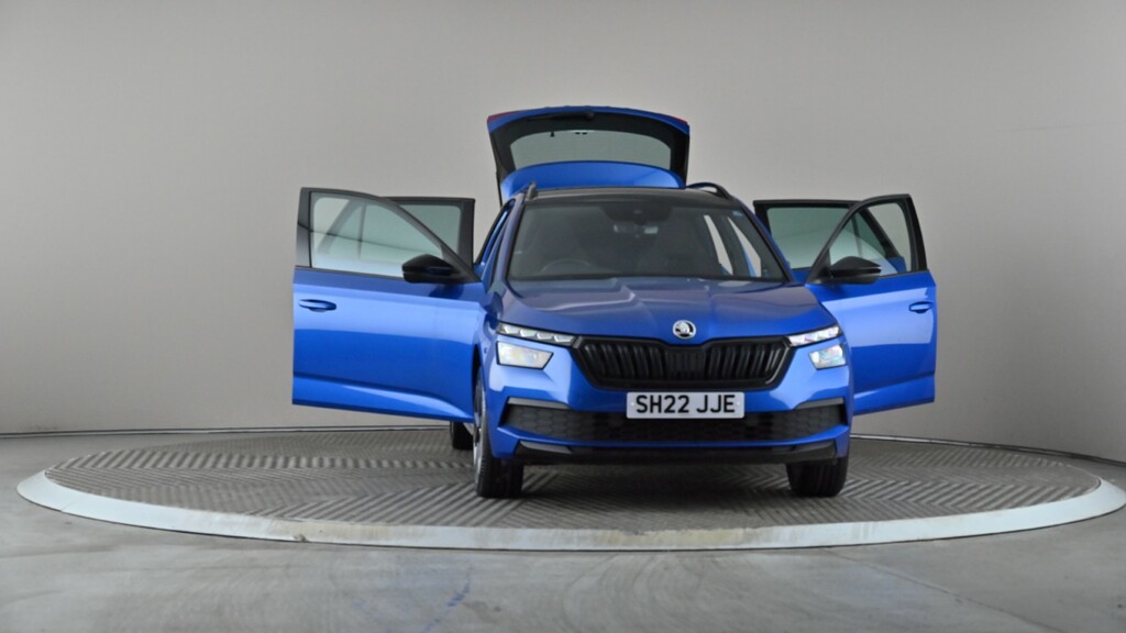 Skoda Kamiq Suv Blue #8