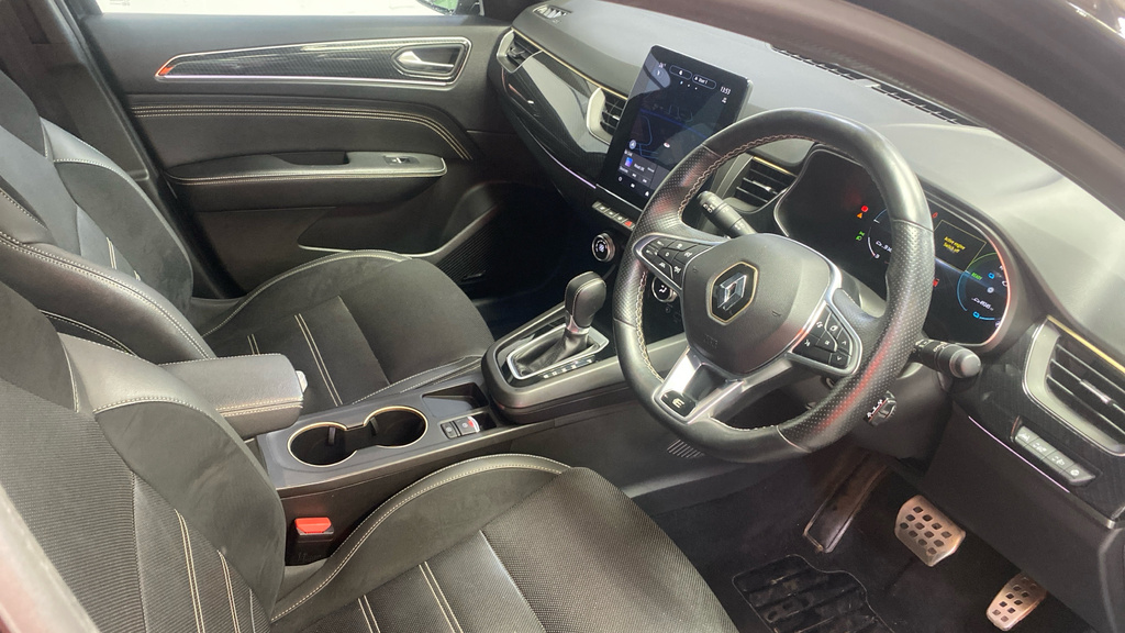 Renault Arkana 1.6 E-tech Hybrid 145 Engineered Bose Ed Black #4