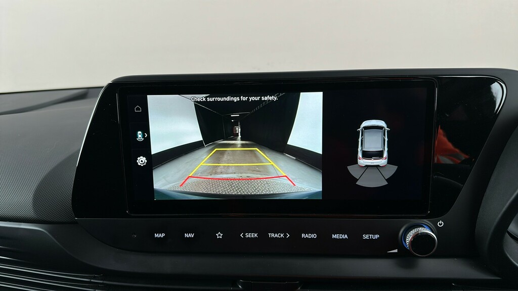 Hyundai Bayon Se Connect Red #28